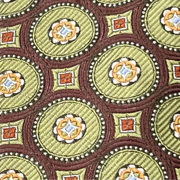 Peter Millar 100% Silk Hand Folded Green Brown Circle Geometric Print Mens Tie - Picture 2 of 11